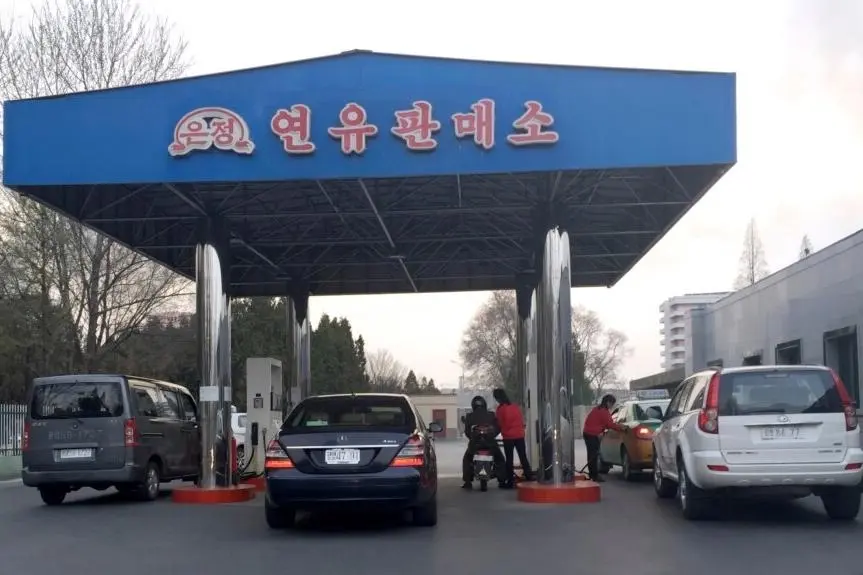 North Korea orders crackdown on illegal trade in Russian fuel, Daily NK reports