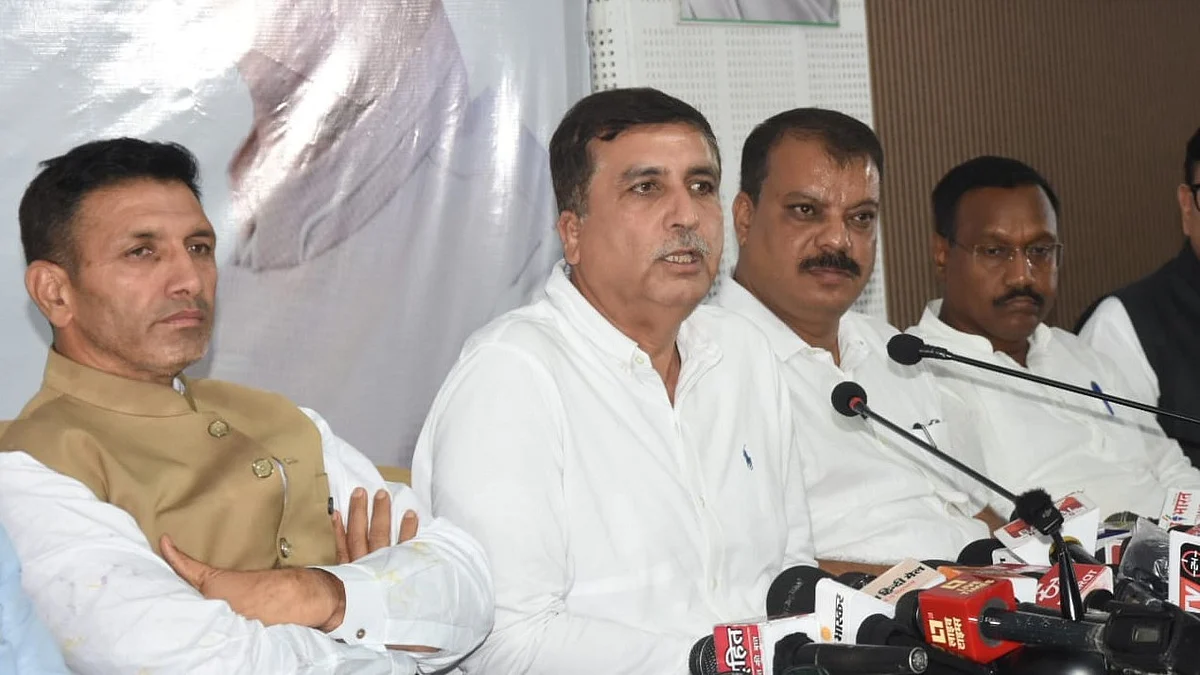 MP Congress Plans Jail Bharo Stir Over 62 Lakh Cases Against Workers