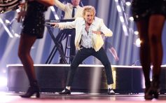Rod Stewart Cancels More Concerts After Heart Stent Procedure: ‘Sorry to Let My Fans Down’