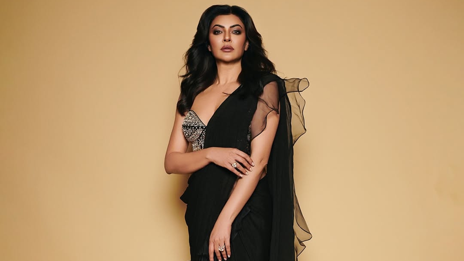 Sushmita Sen’s powerful lesson on handling rude questions: ‘Answer with tameez’