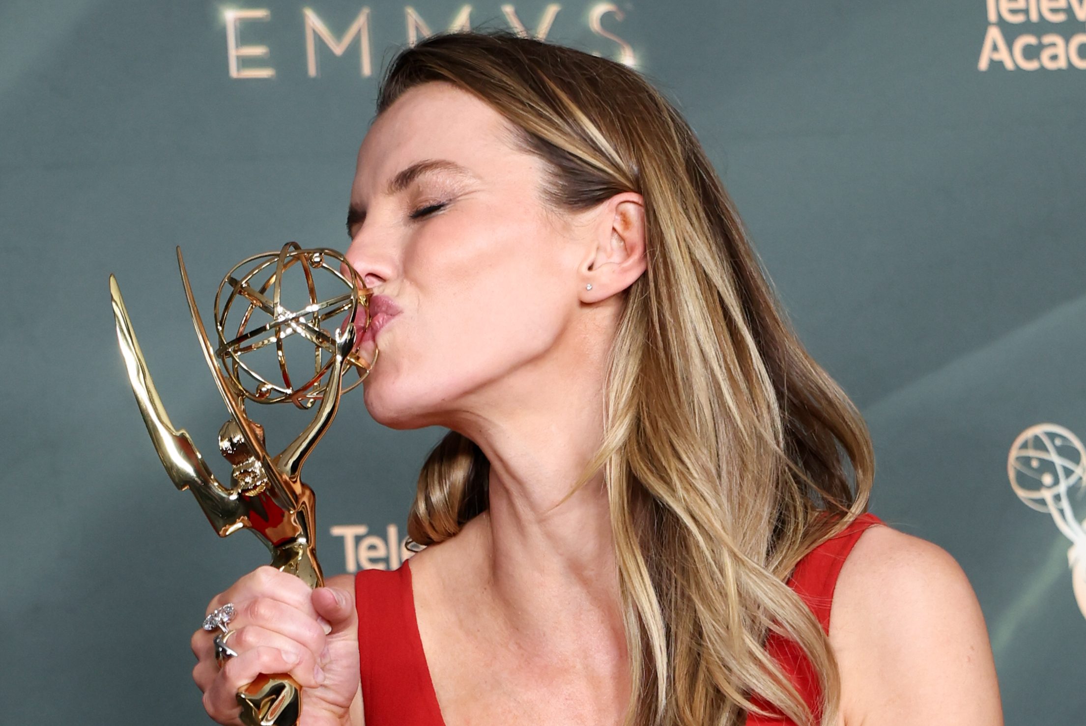 Betty Gilpin Jabs at Sam Altman During ‘Manic Poem’ Acceptance Speech at the Emmys