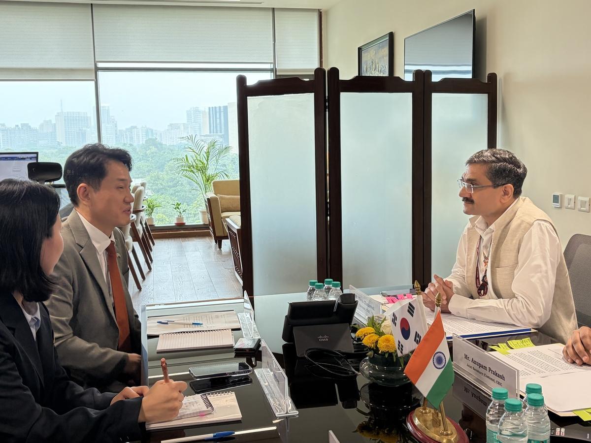 Korea, India vow closer ties in customs affairs