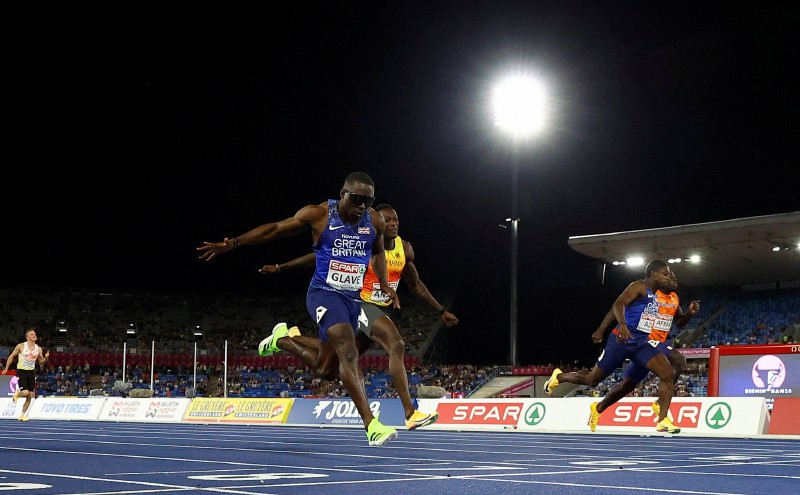 Britain's Glave upstages Jacobs to win European 100m gold