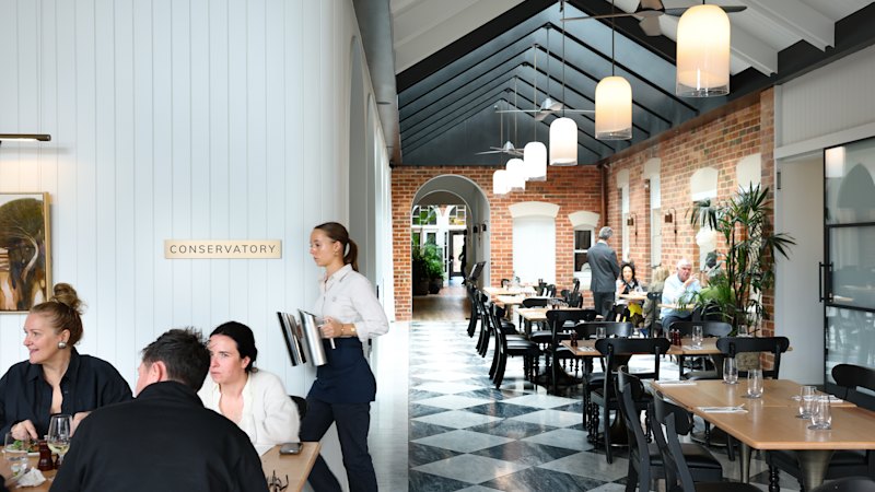 Why this revived seaside hotel’s more casual (and useful) restaurant charmed our critic