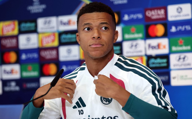 Mbappe embraces Ballon d'Or talk after historic World Cup exploits