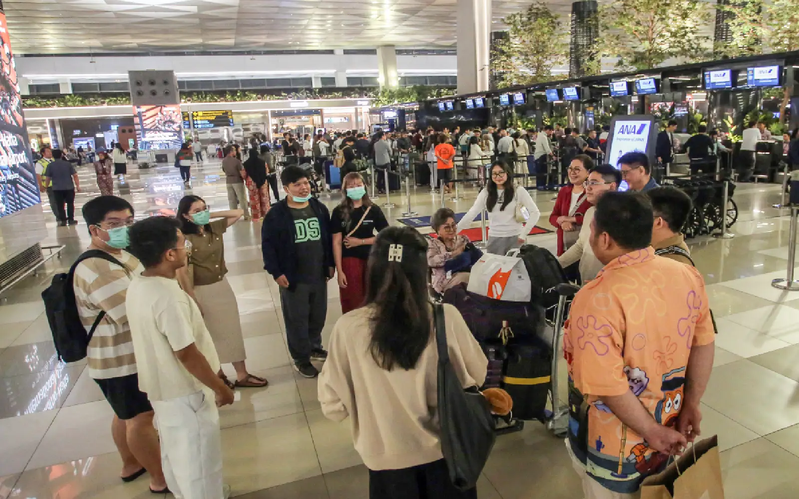 Jakarta airport and others reopen after volcanic ash crisis