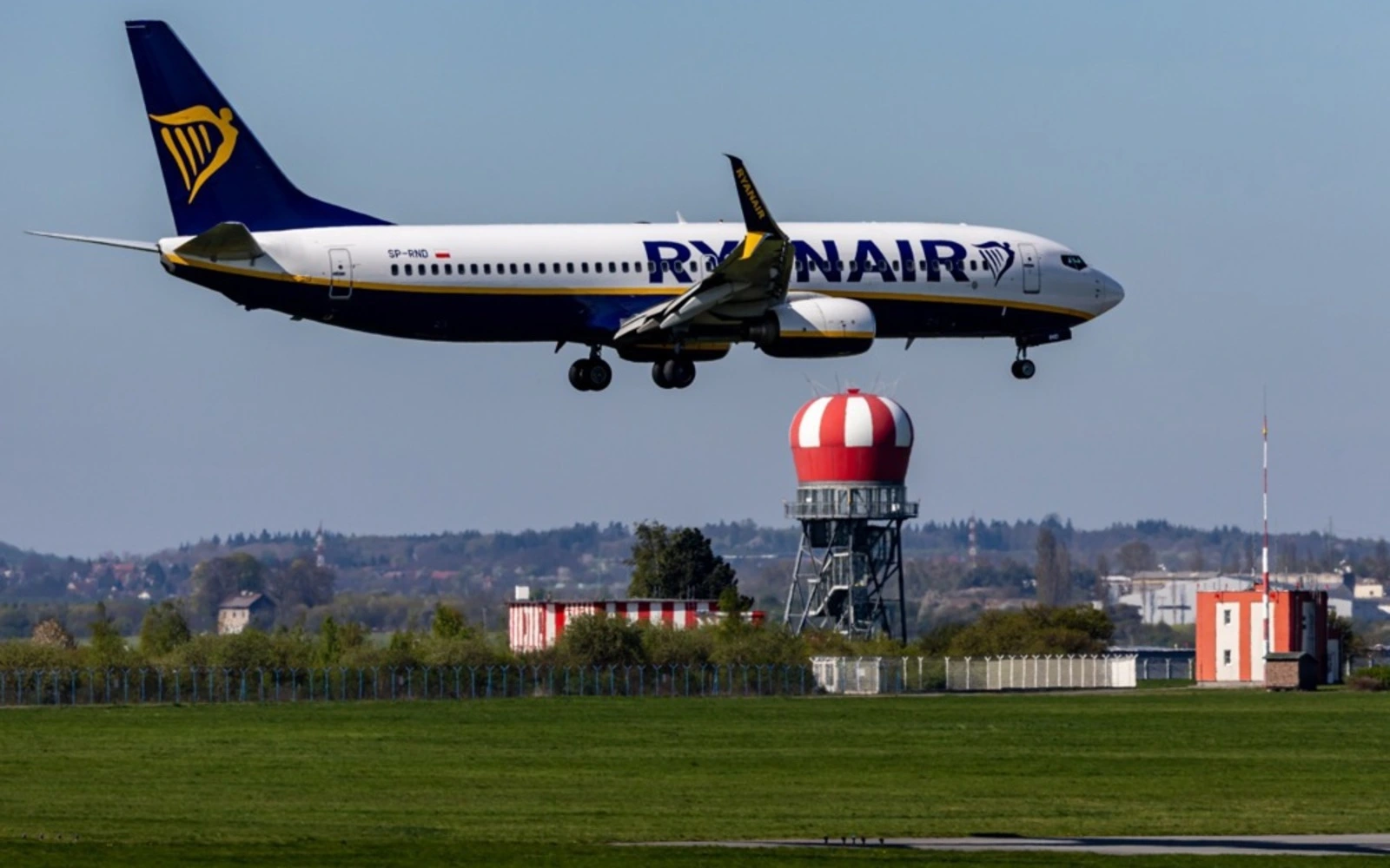 Ryanair signs five-year Google Cloud deal, expands use of AI in airline operations