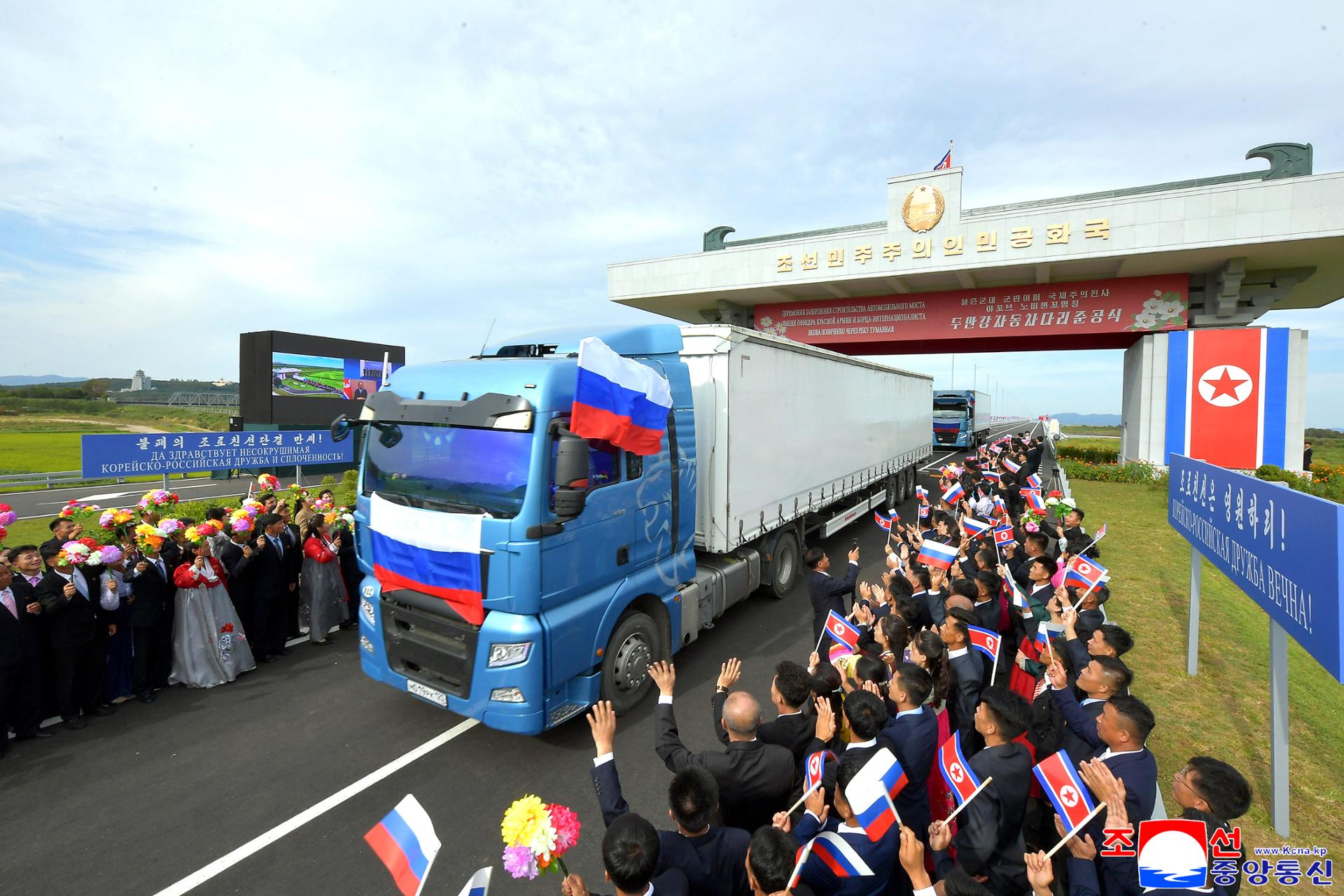 N. Korea, Russia open 1st cross-border road bridge amid deepening ties