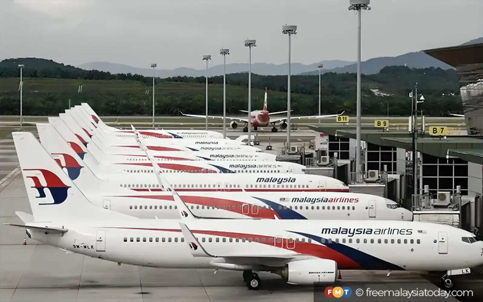 Malaysia Airlines plane headed to Jeddah diverted over engine issue