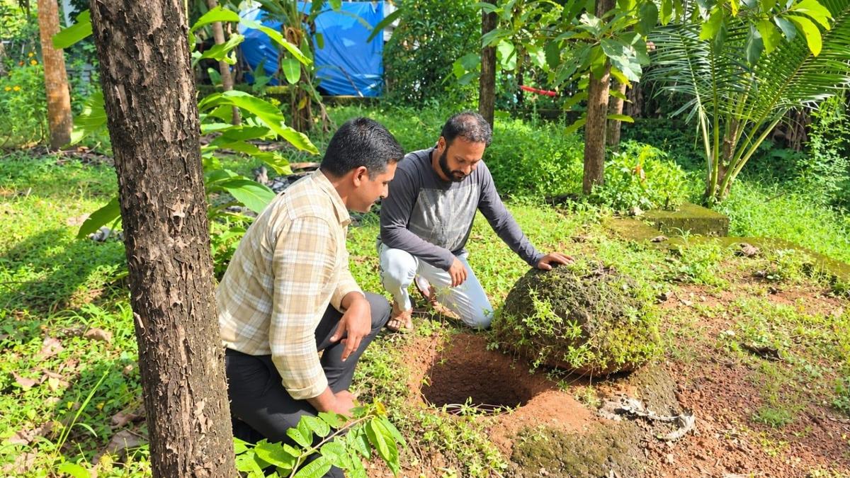 Megalithic burial chamber discovered at Kanhangad in Keralam, throwing light on 2,000-year-old human settlement