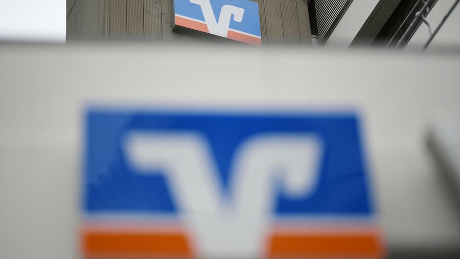 The German financial institution Volksbank Kleverland has become a case requiring support.