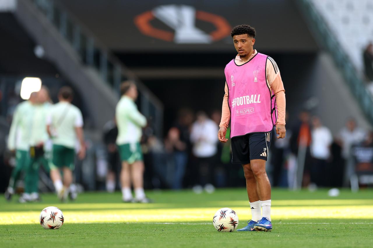 Sancho holds talks with two Premier League clubs amid continued Dortmund interest