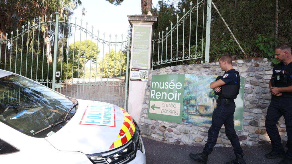Thieves steal works of art worth 9 million euros from France's Renoir museum