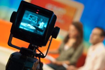 Culture minister to decide on future of far-right broadcaster ON