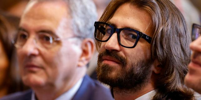 EssilorLuxottica : « Une lutte intestine fragilise un des piliers du capitalisme italien »