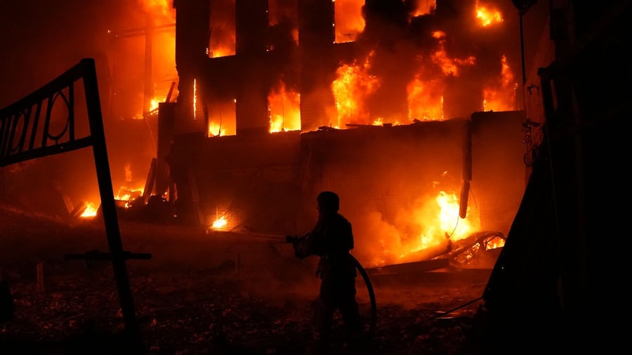 Ukraine-Krieg: Nach US-Gesprächen: Kiew meldet neue russische Angriffe