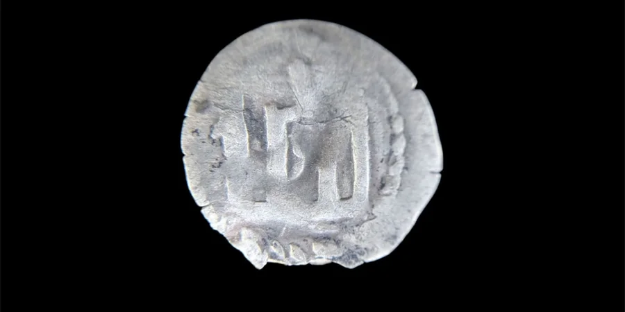 Rare 15th-century silver coin of Duke Vytautas unearthed in Poltava