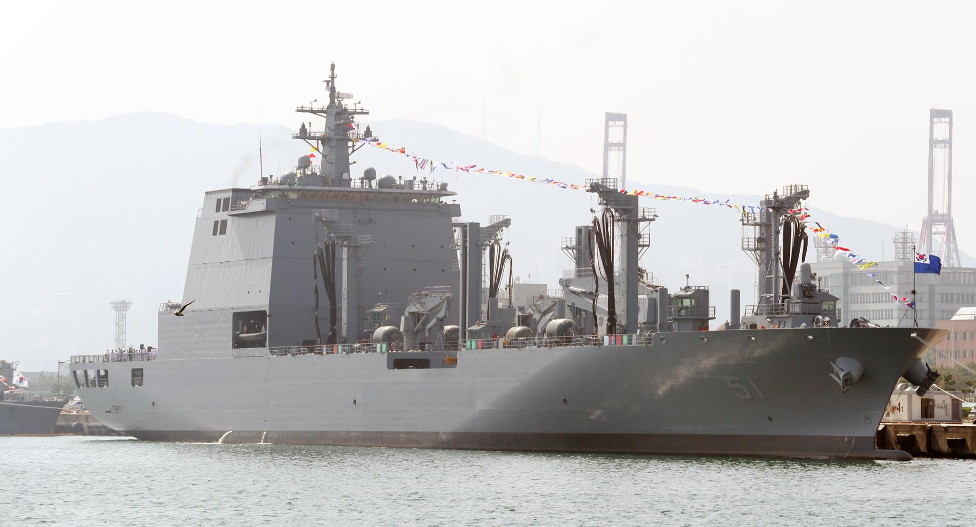 [COVER STORY] Should Korea join Trump's war on Iran?