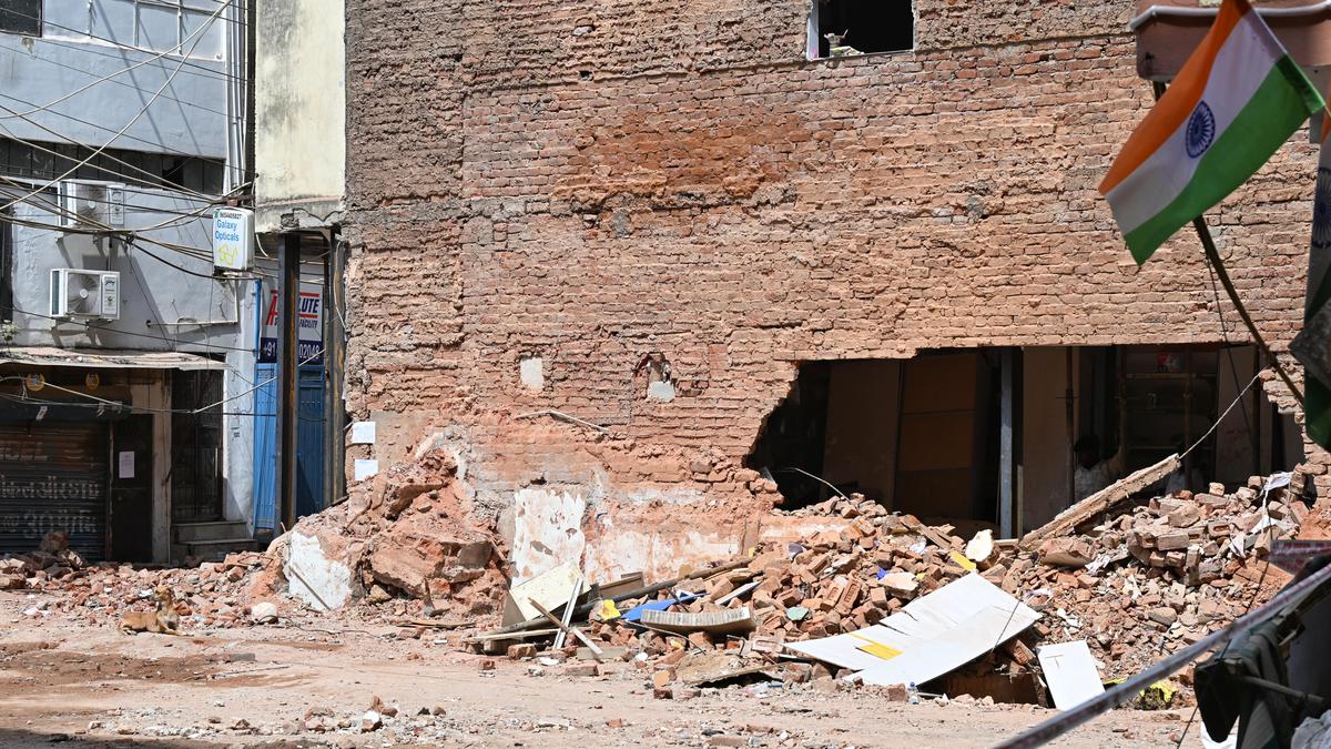 Satya Niketan building collapse: SC to consider issues on September 10