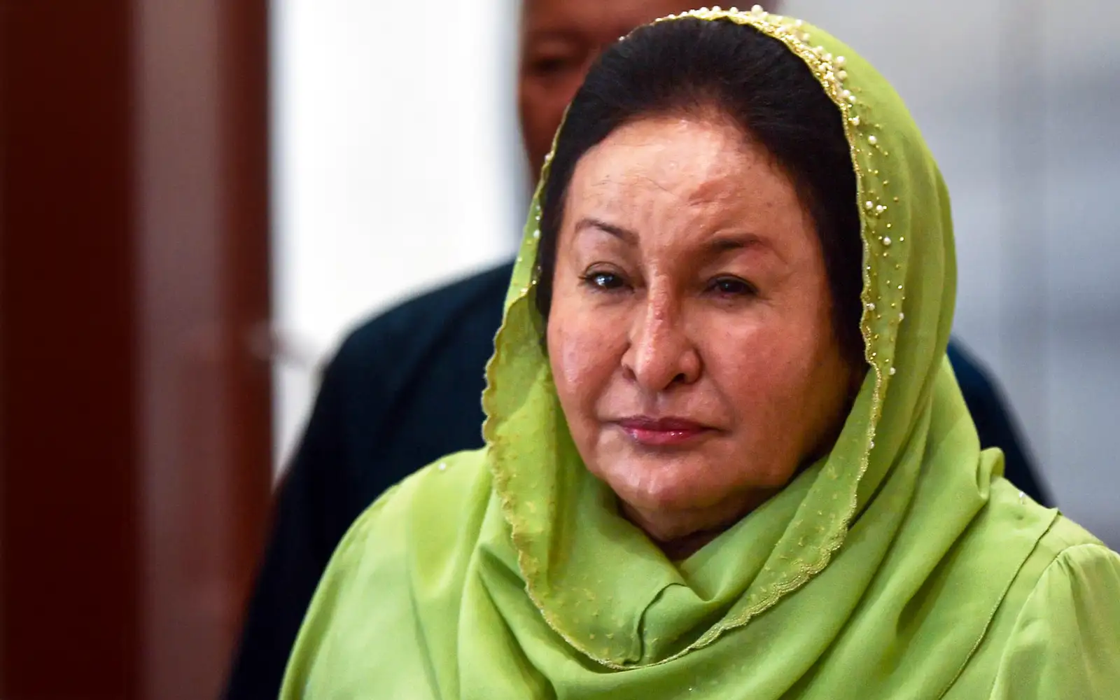 Rosmah dapat penangguhan bersyarat bayar USD14.6 juta barang kemas