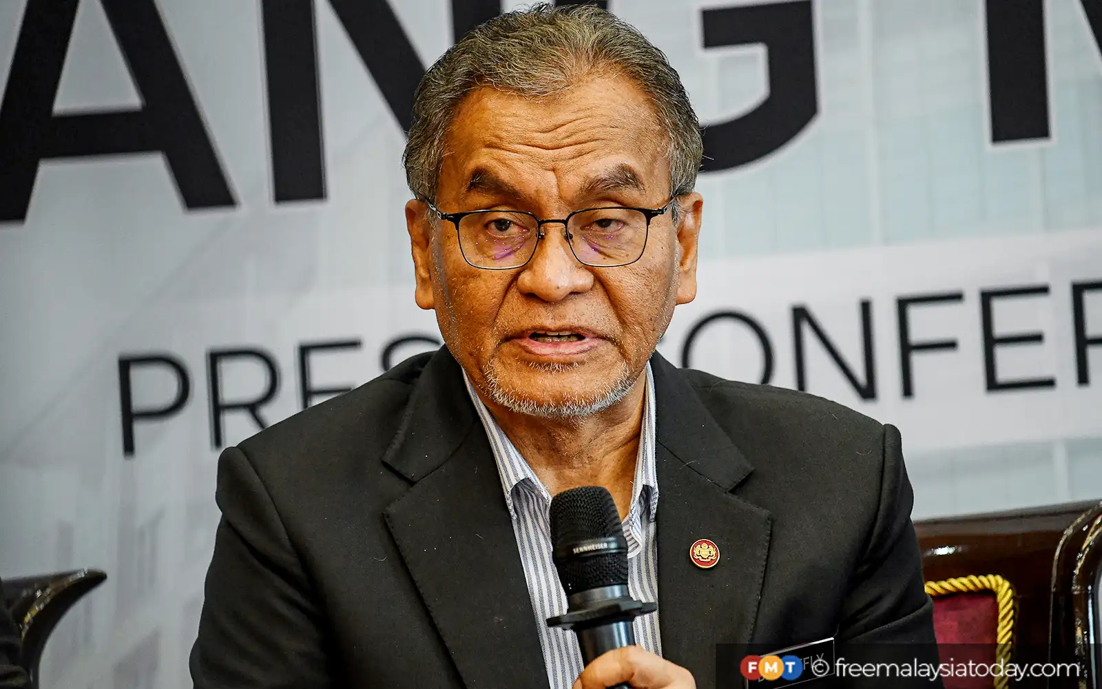 Status of 4 healthcare workers, pilot in chopper crash unknown, says minister