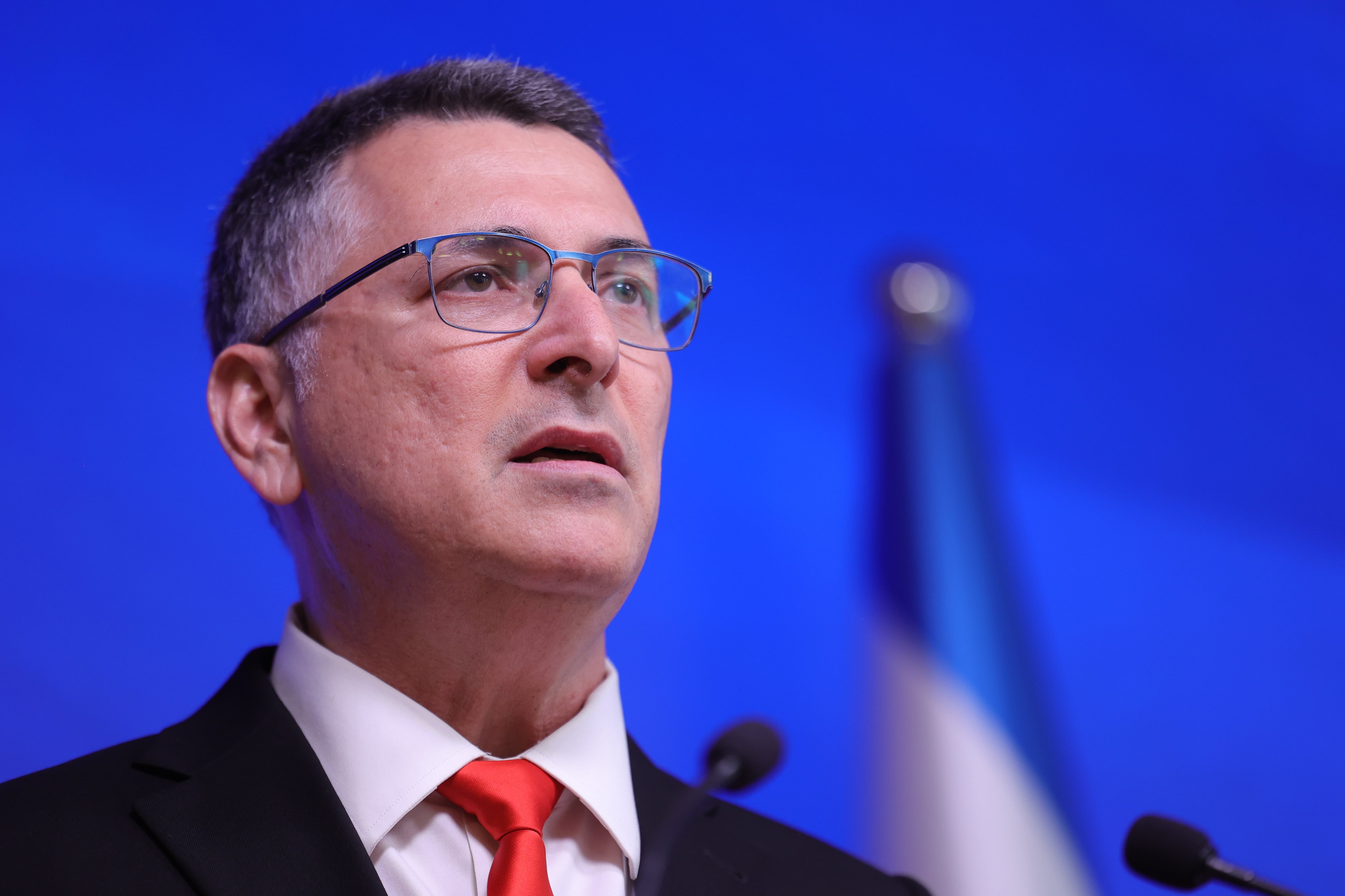 Israel to close UK consulate and bar some British MPs over settler sanctions