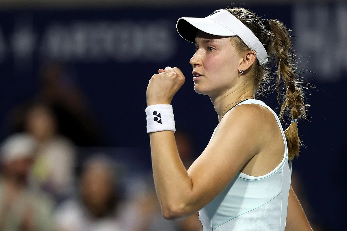 Rybakina ousts Osaka to book Toronto semi-final against Gauff
