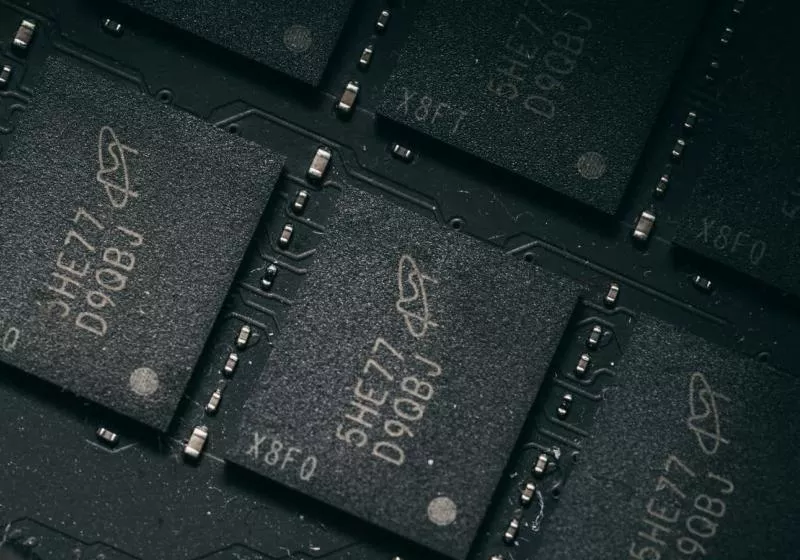 Apple is reportedly exploring a Chinese memory supplier, and it's politically loaded