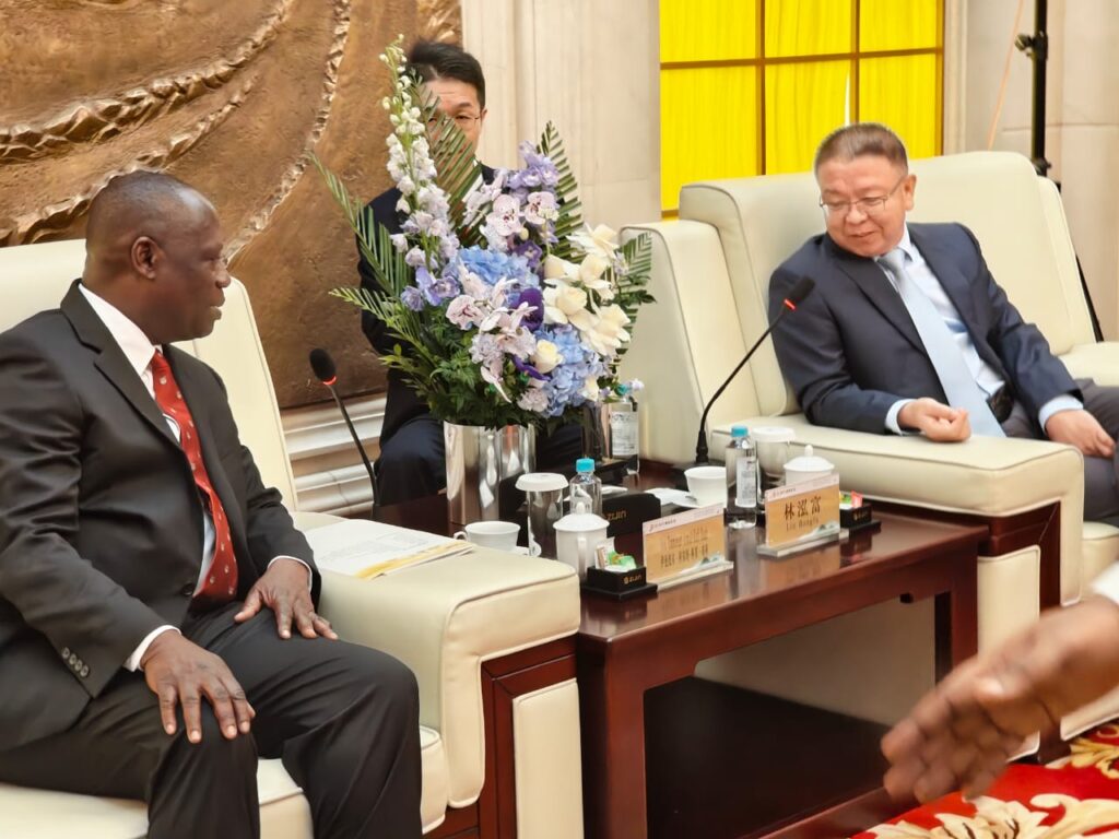 Lands Minister urges Zijin Mining to make Ghana its springboard for African expansion