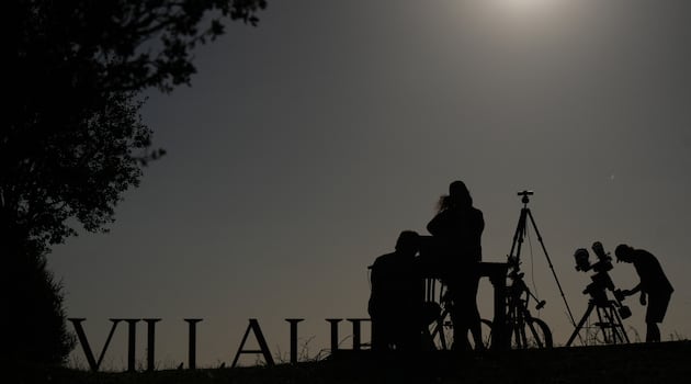 Solar eclipse weather forecast: ‘No guarantees’ for clear skies across much of Ireland