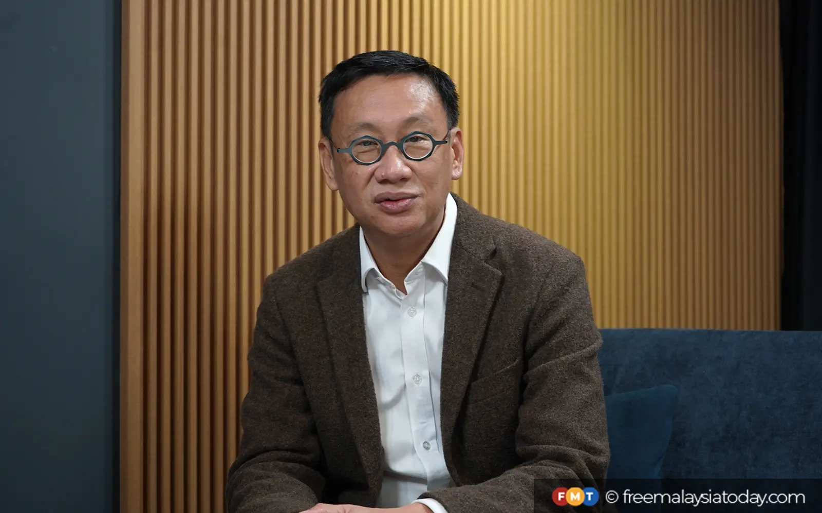 Wong Chen quits PKR to join Bersama