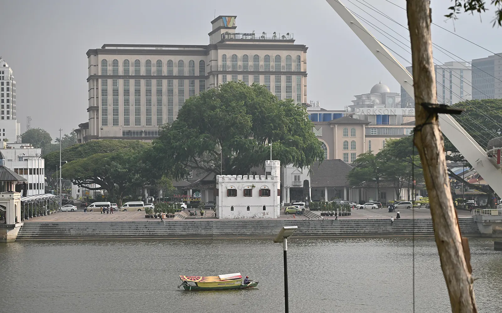 Unhealthy air quality in Putrajaya, Kuala S’gor, 9 areas in S’wak
