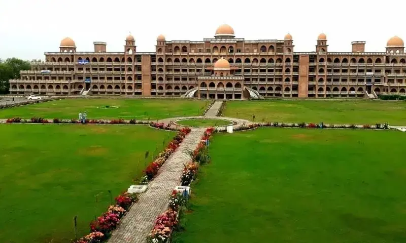 Shortage of students forces University of Peshawar to reduce number of depts