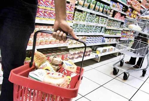 Calls for an increase in the R370 Social Relief of Distress grant amid rising living costs