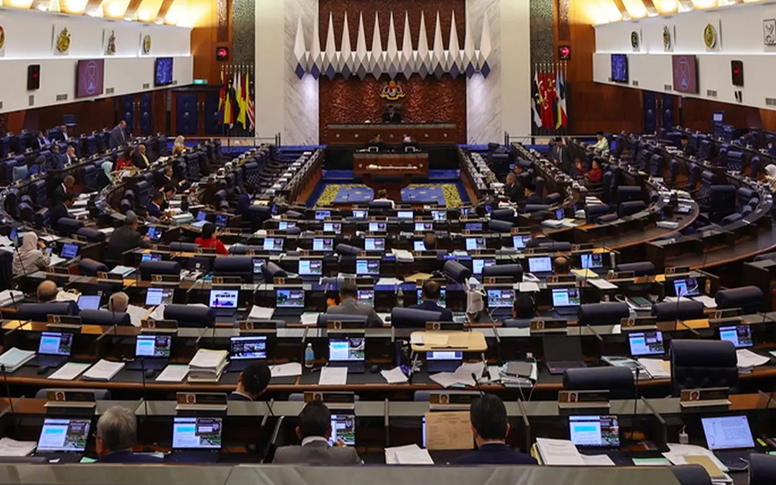 NGOs call for Parliament to complete term, form cross-party reform pact