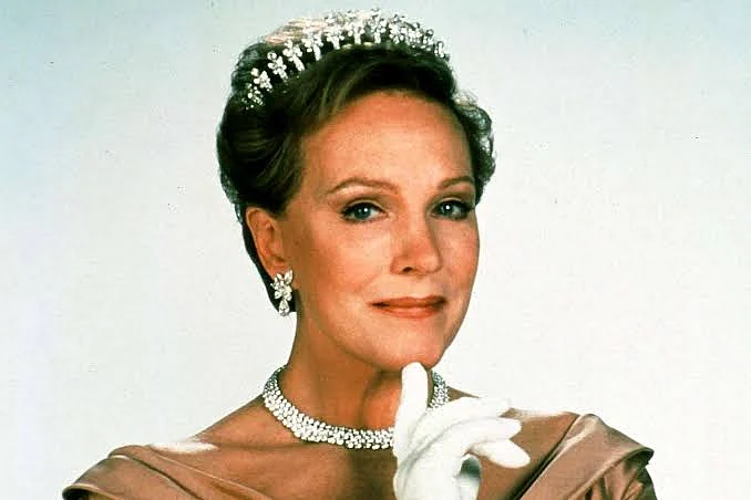 Julie Andrews, 90, bows out of Princess Diaries 3, leaves Anne Hathaway without her queen: ‘Wouldn’t need Granny’