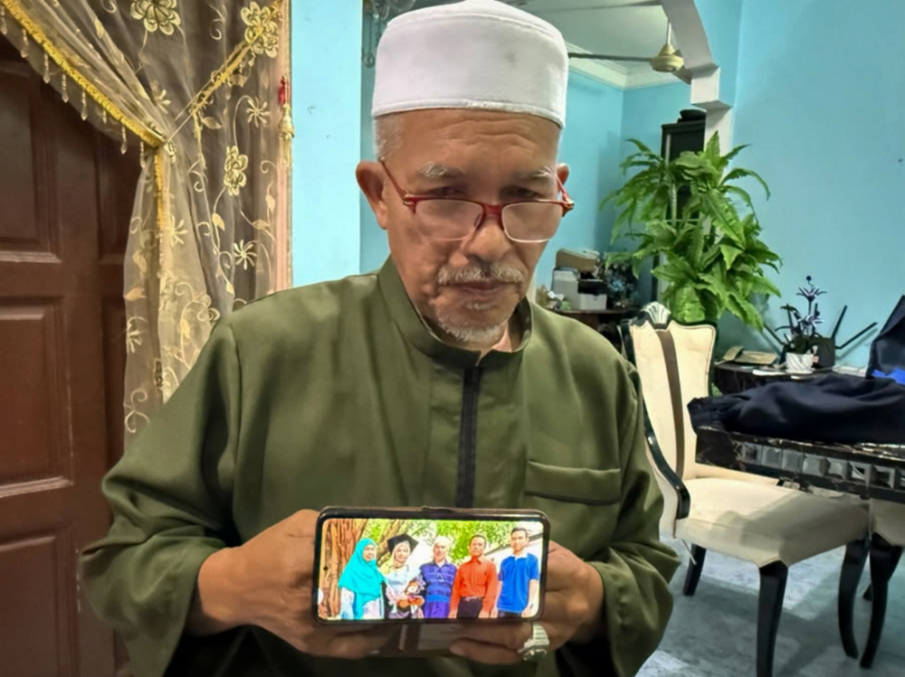Father says doctor killed in helicopter crash returned to Sarawak just two days ago