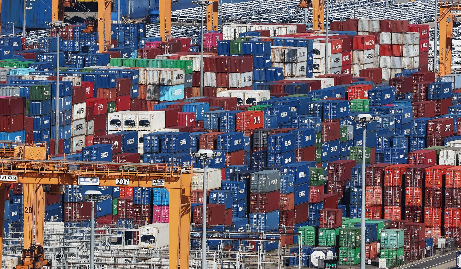 Corporate sales growth, profitability improve in Q2