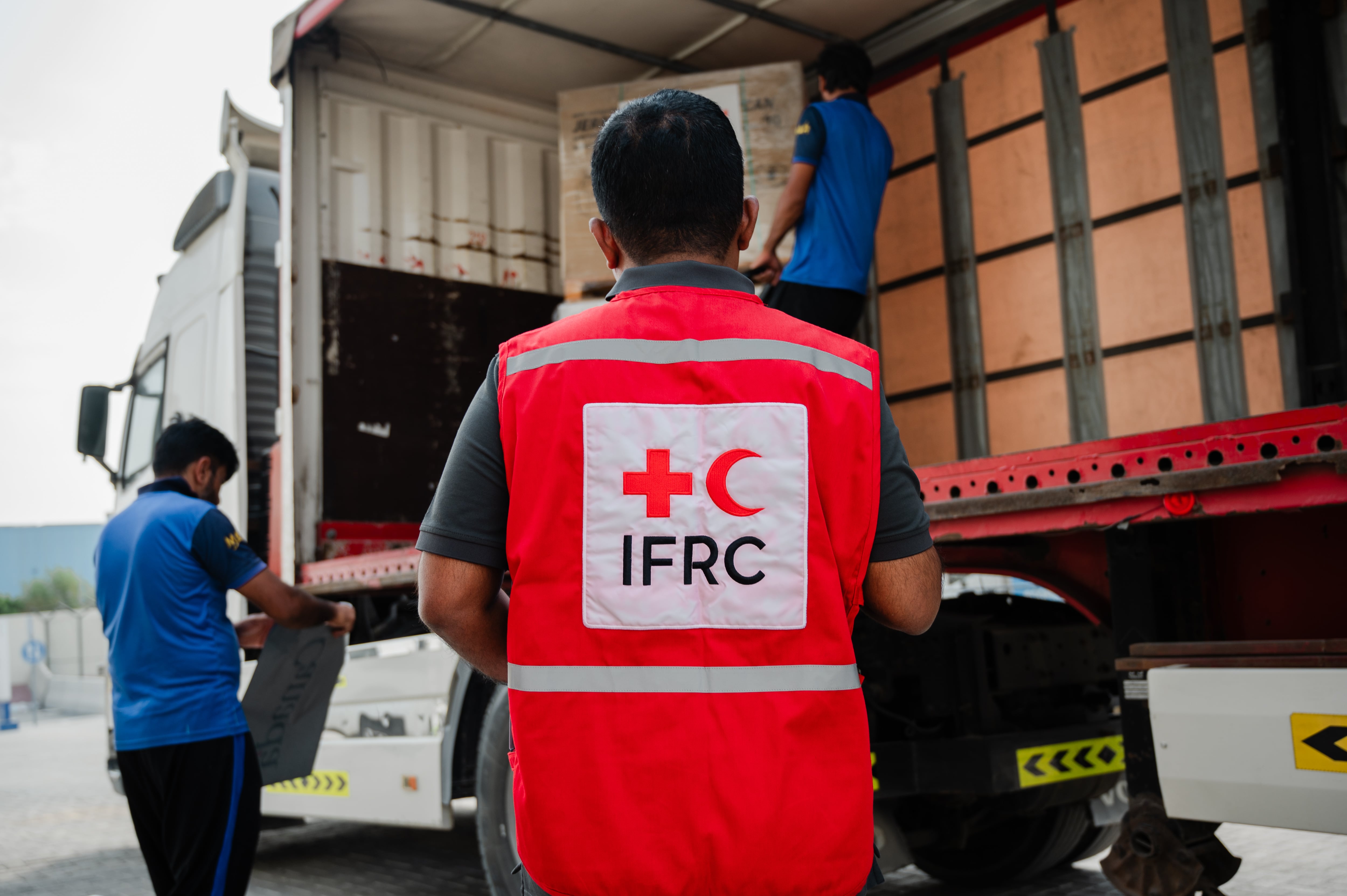 Dubai sends 74 tonnes of aid supplies to boost Nepal flood relief effort
