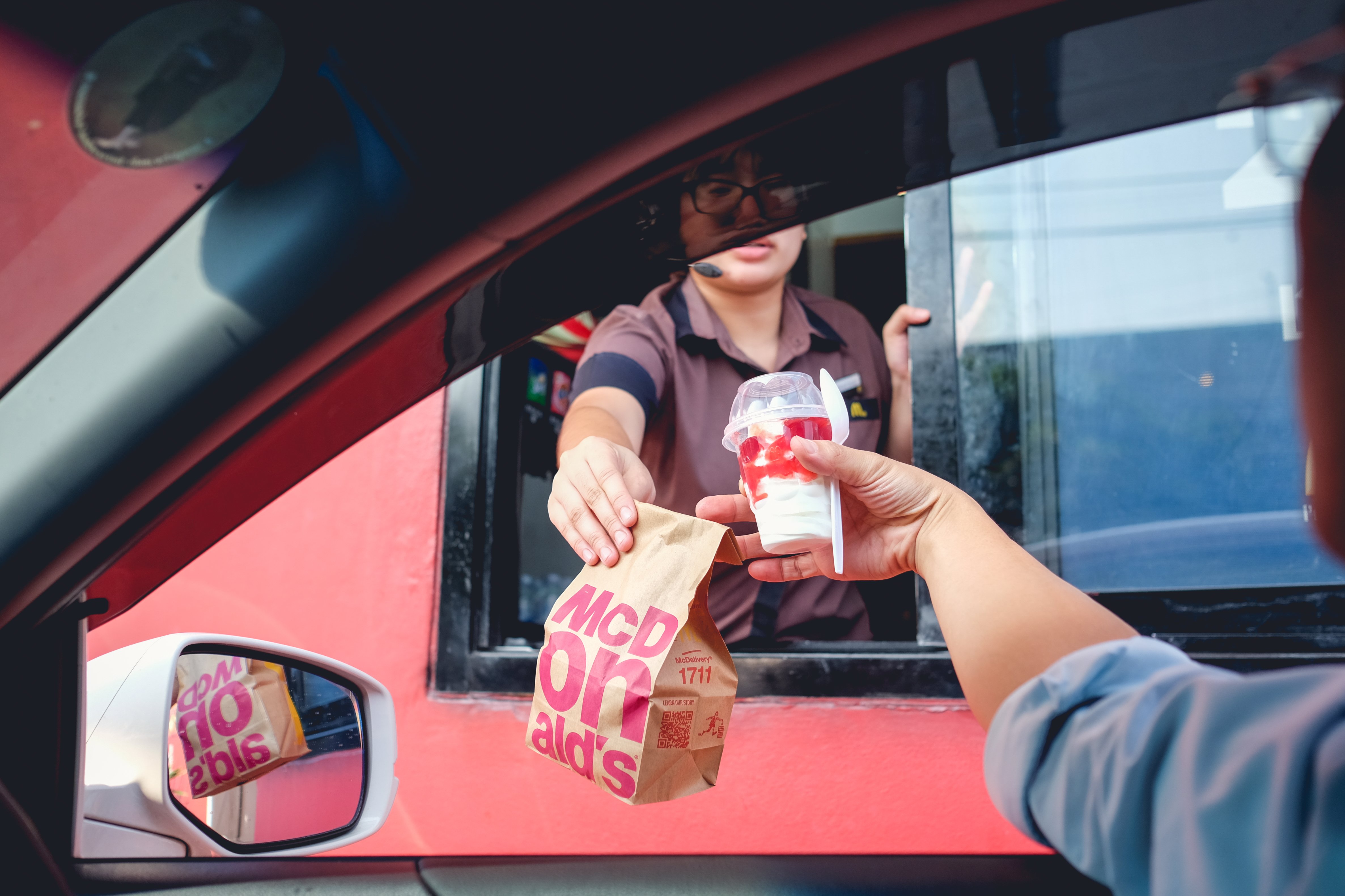 The best free food deals this week: Save on McDonald’s, Taco Bell, Krispy Kreme, and more