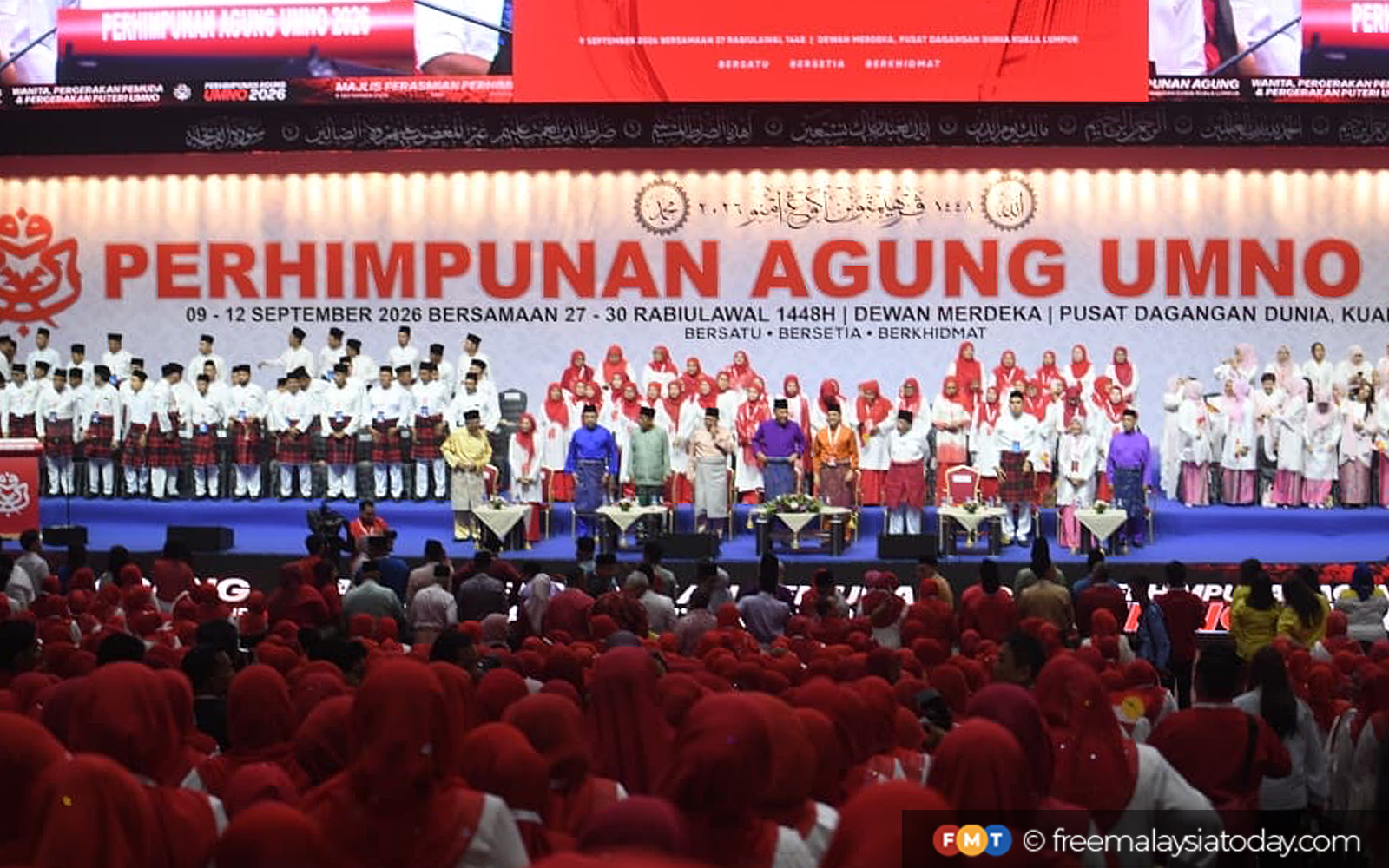 Umno tak perlukan perikatan baharu, kekal bersama BN, kata Mohamad