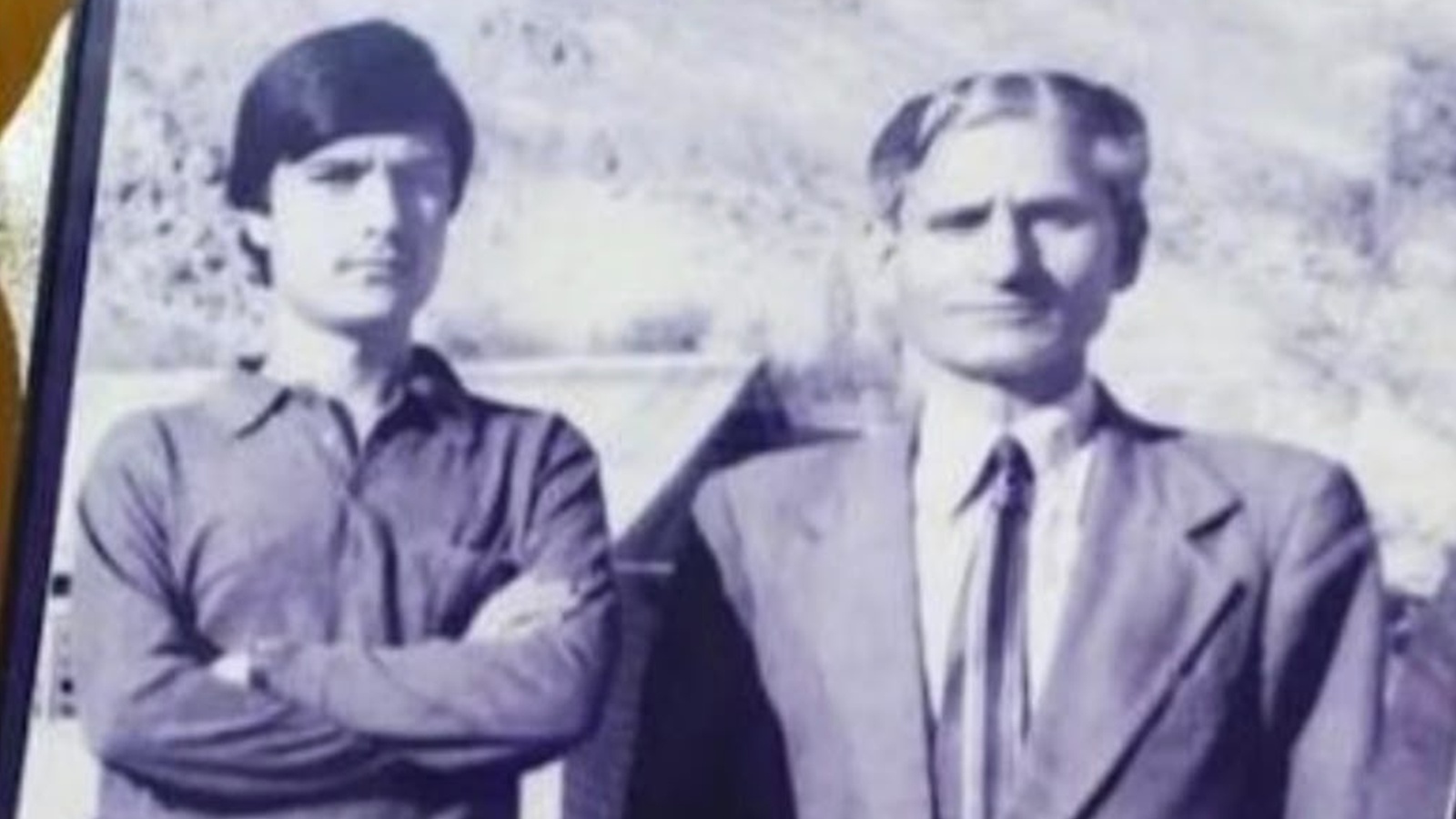 Searches at 9 locations across J&K in 1990 killing of Kashmiri Pandit writer, son