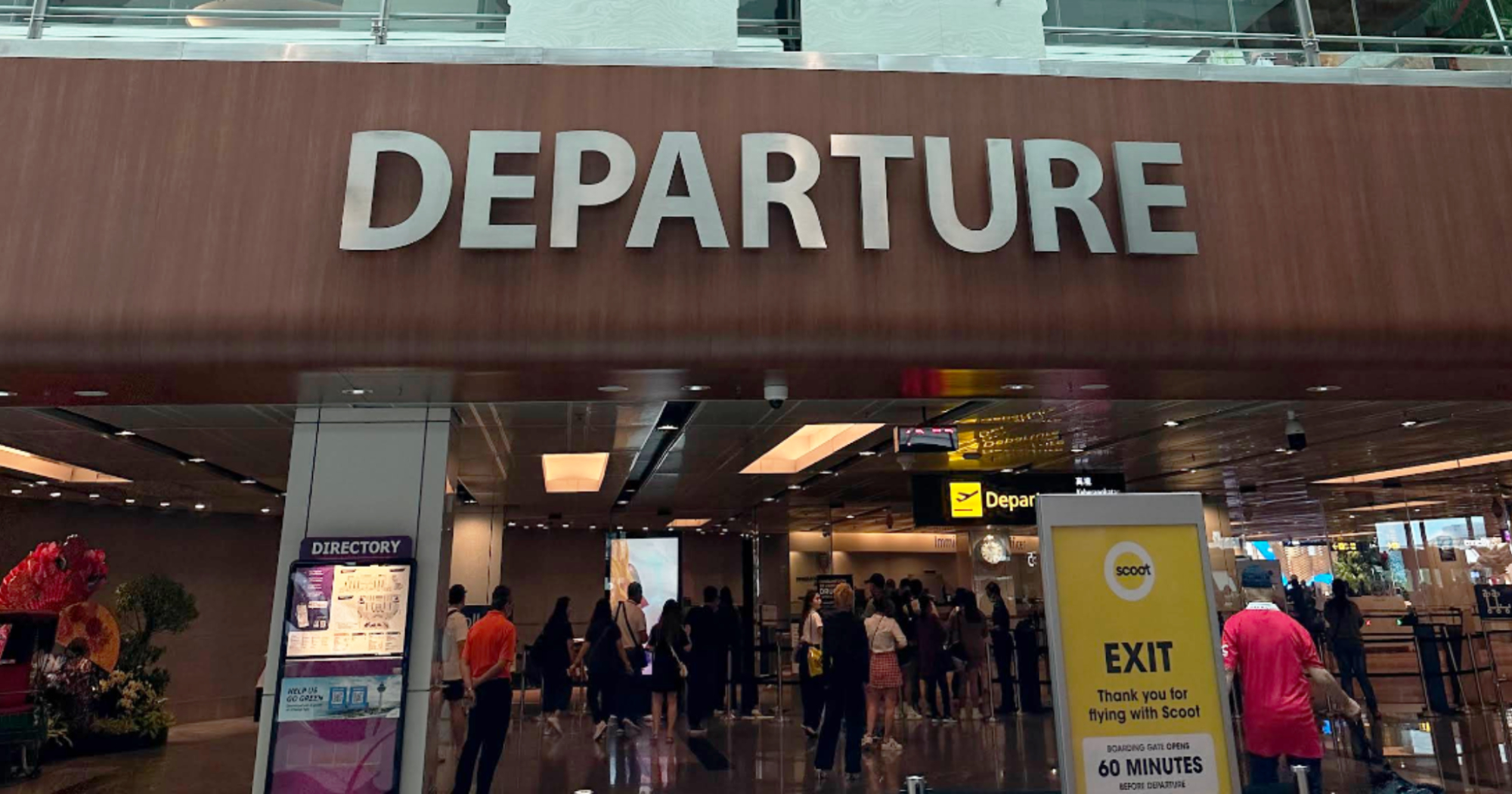 British man, 25, allegedly drunk at Changi Airport, stopped from boarding & pushed staff injuring her, to be charged
