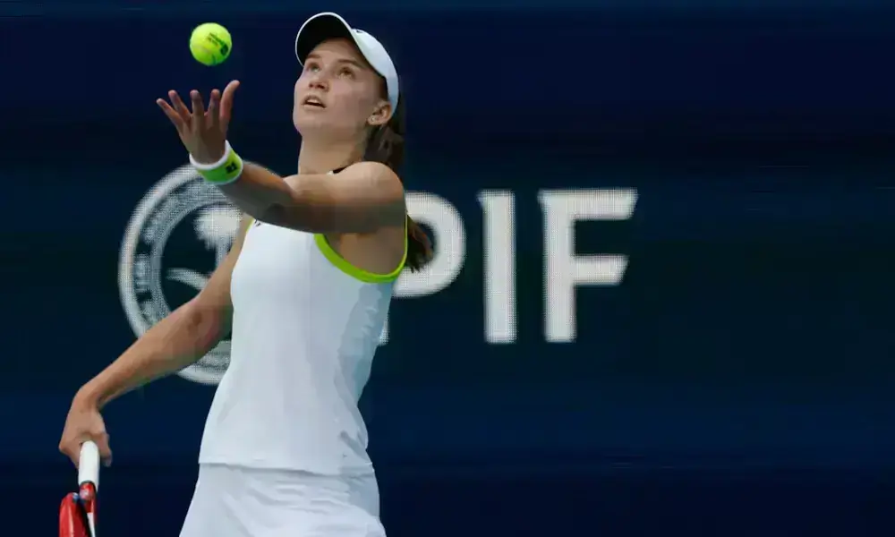 Rybakina ousts Osaka to book Toronto semi-final against Gauff