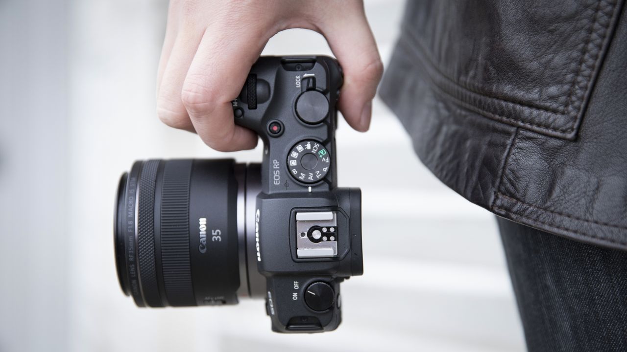 The best-value mirrorless cameras just got even cheaper