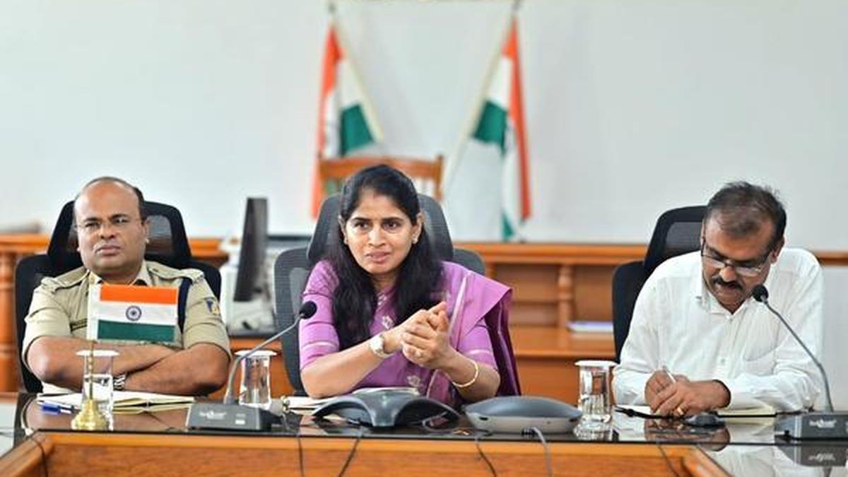 Chamarajanagar district ranks first in Karnataka in Bhoomi software khata mutation work