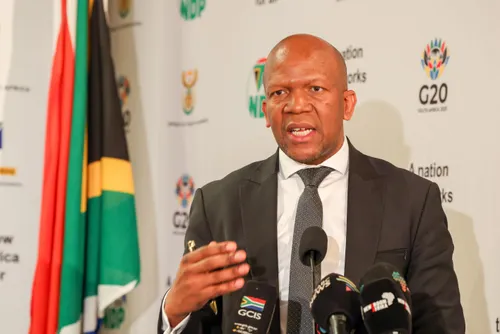 'Do not panic': SASSA CEO reassures beneficiaries over social grant reviews