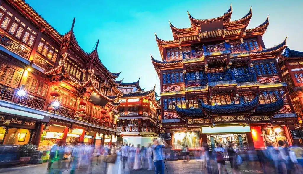 From Sightseeing to Living: A New Way to Experience China