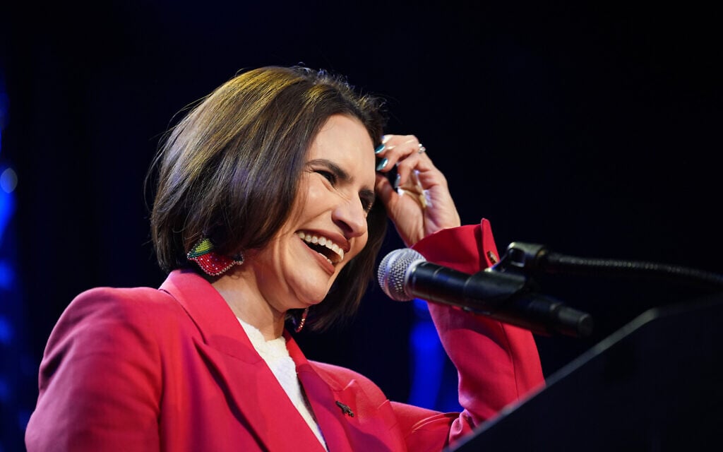 Progressive Israel critic defeats more moderate Democrat in Minnesota Senate primary