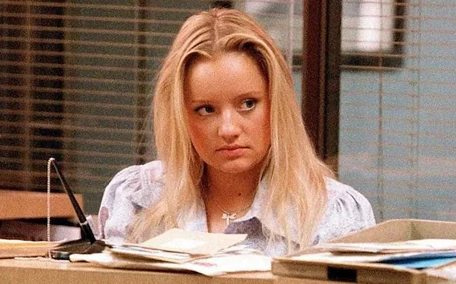 The Office star Lucy Davis reveals incurable breast cancer in emotional post: 'Don't ignore anything'